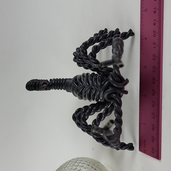 Handmade 10 Gauge Wire Wrapped Scorpion Figure - Picture 4 of 8